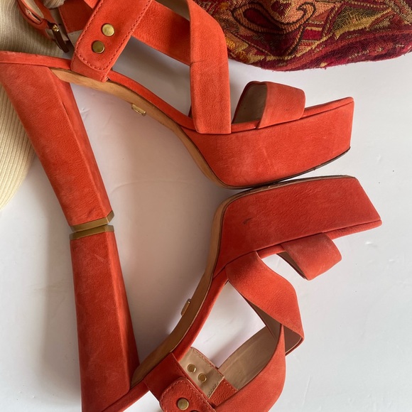 Pour La Victoire Coral Pump Heeled Sandals - Picture 7 of 13
